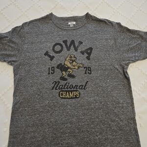 Tailgate IOWA vintage Xl